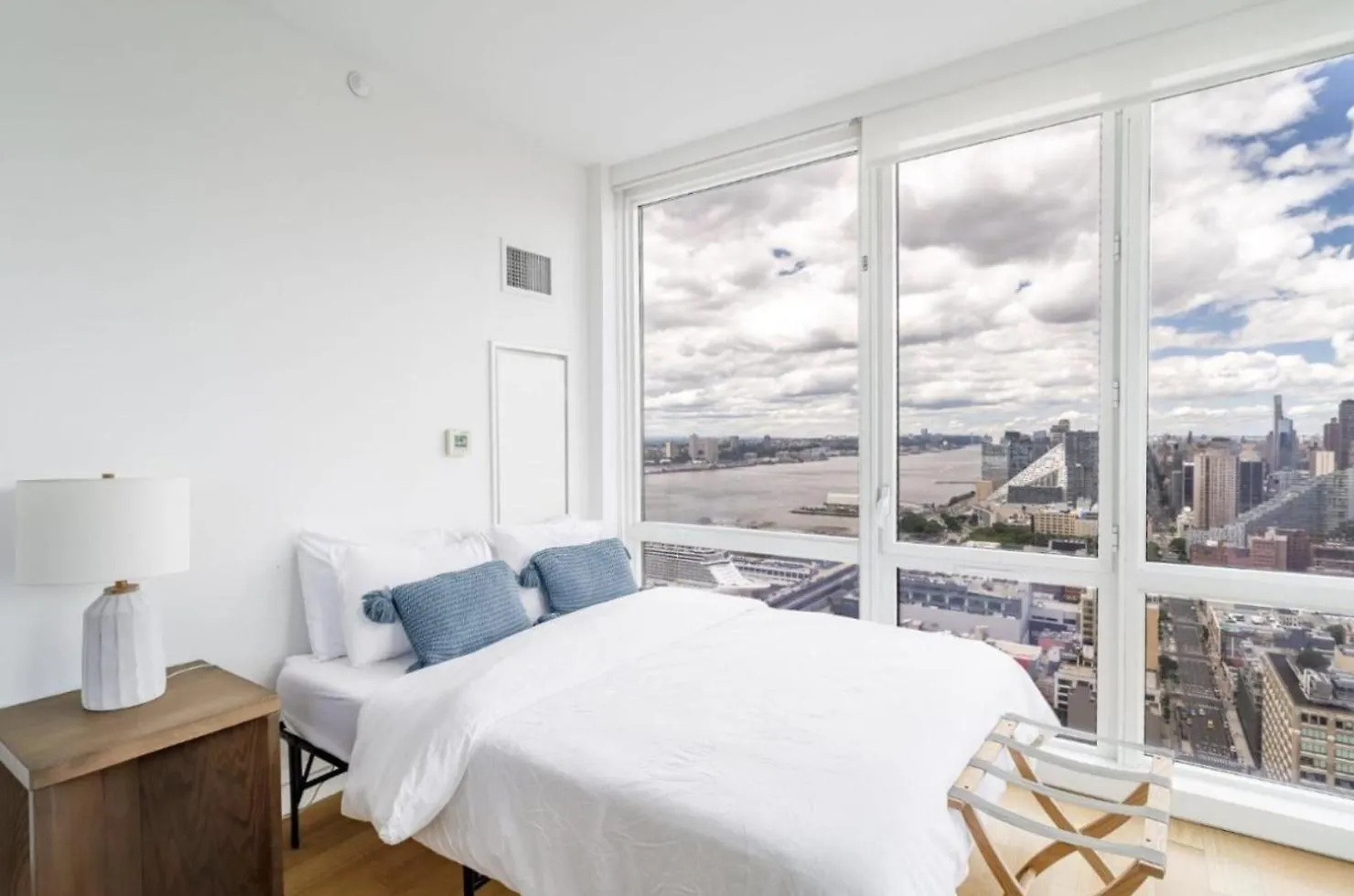 Super Stunning Views With Amazing 2 Beds 1,5 Bath Apartment New York 0*,